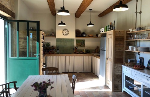 Le Thor Villa | Charming and comfortable Provencal farmhouse with beautiful swimming pool