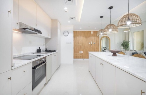 Dubai Marina Apartment | Charming and Cozy 2BR Stay in Dubai Marina!