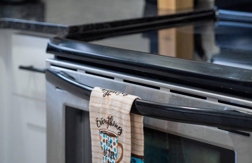 Henryville Cabin | Charming and Cozy Poconos Cabin! PRICE DROP!