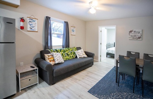 Henryville Cabin | Charming and Cozy Poconos Cabin! PRICE DROP!