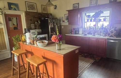 Eureka House | Charming and Cozy Room in beautiful Eureka Victorian