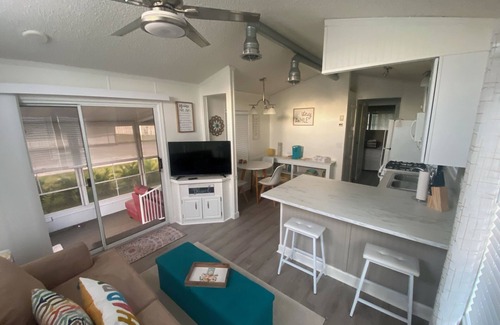 Eagle Point House | Charming and Cozy Tiny Home