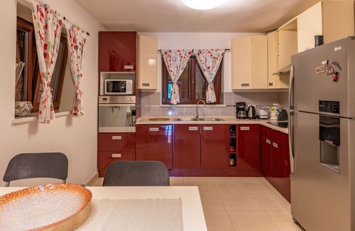 Santalezi Villa | Charming and ideal for 10 vacationers