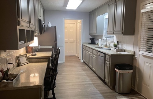 Watkinsville House | Charming and Modern 3BR House in Serene Watkinsville, GA