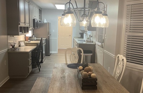 Watkinsville House | Charming and Modern 3BR House in Serene Watkinsville, GA