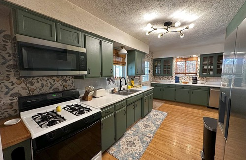 Eagle Rock House | Charming and spacious lake house with beautiful views.