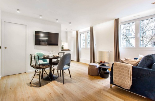 Hopital Saint-Louis Apartment | Charming apartment - 1BR/4P - Canal St Martin