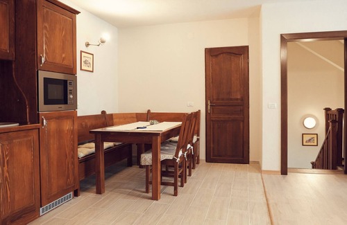 Brasov Apartment | Charming Apartment can use entirely, it is a family friendly apartment
