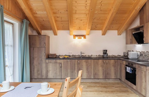 Untergrainau Apartment | Charming Apartment "Ferienhaus Huber" with Mountain View