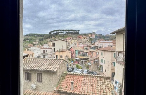 Sacrofano Apartment | Charming apartment in medieval Sacrofano with WiFi. Rome is just few steps away!