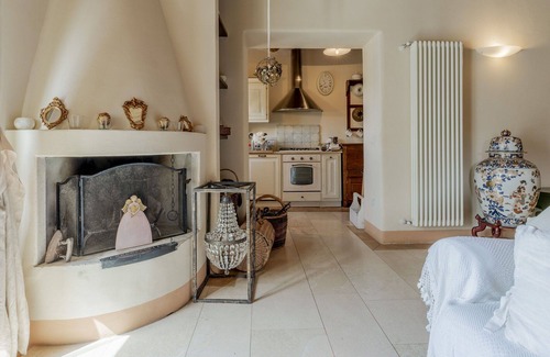 Radicondoli Apartment | Charming Apartment With Pool In Radicondoli