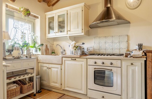 Radicondoli Apartment | Charming Apartment With Pool In Radicondoli