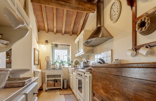 Radicondoli Apartment | Charming Apartment With Pool In Radicondoli
