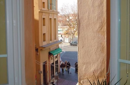 Old Town Apartment | Charming apartment Nice old town near beaches