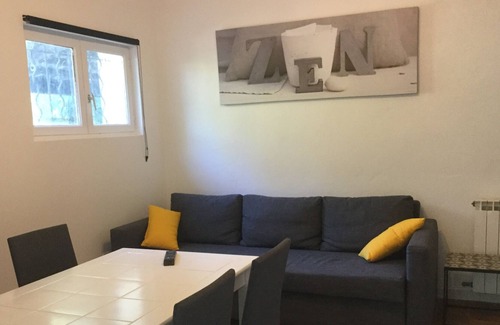 Anduze Apartment | Charming apartment on the heights of Anduze