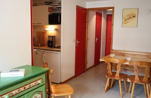 Areches Apartment | Charming apt for 6 with pool in Arêches-Beaufort