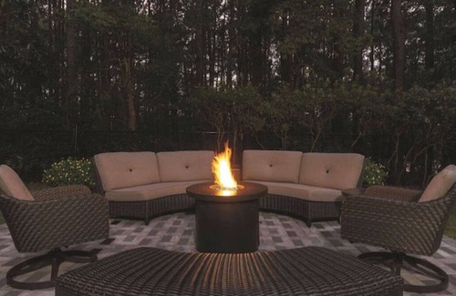 Morrisville Bed & Breakfast | Charming B&B with shuttle to RDU Airport in marvelous Morrisville plus amenities