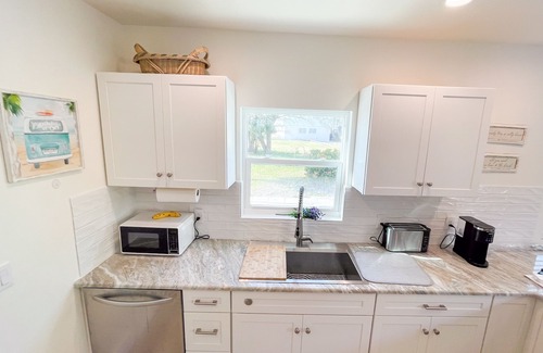 Fort Myers Beach Cottage | Charming Beach Cottage