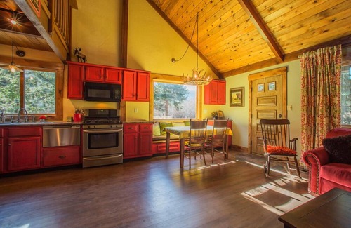 Blue River Cabin | Charming Boutique Cabin in Private Setting with Hot Tub