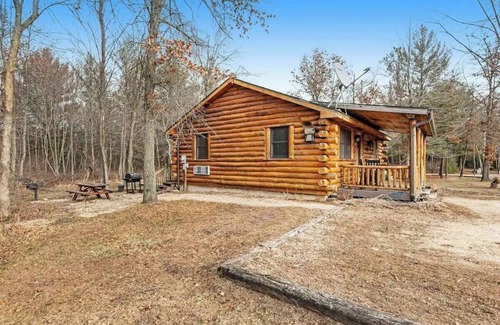 New Lisbon Cabin | Charming cabin 4 out of 7 in New Lisbon - perfect getaway