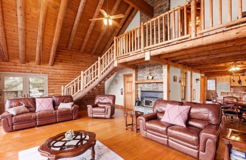 Tunkhannock Cabin | Charming Cabin Retreat with Hot Tub, Sauna + Pool!
