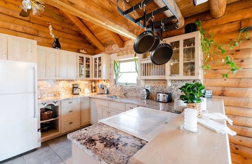 Tunkhannock Cabin | Charming Cabin Retreat with Hot Tub, Sauna + Pool!