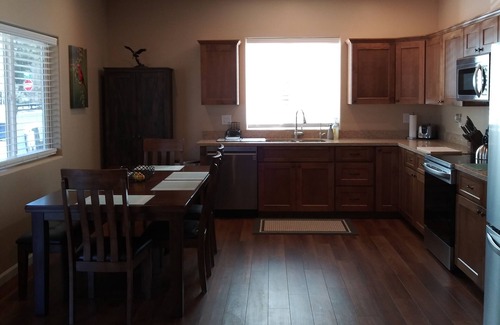 Clay Springs Cabin | Charming Cabin White Mountains