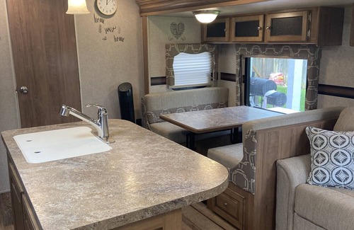 Ludlam House | Charming Camper in a beautiful neighborhood across from golf course