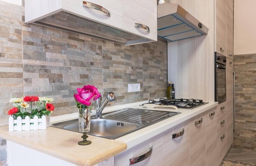 Lentini House | Charming Casina in the green with solarium pool and BBQ between Catania and Syracuse