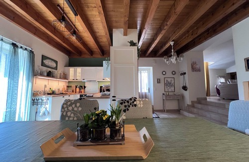 Chanonat House | Charming castle gîte