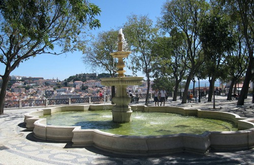 Sao Bento Apartment | Charming & Chic 120 sqm apartment in historic area (Chiado & Bairro Alto)