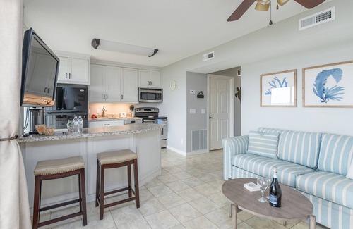 Beaufort Condo | Charming Coastal Casa on Beaufort's Battery Creek