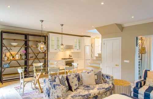 Kalk Bay House | Charming Coastal Townhouse at The Majestic