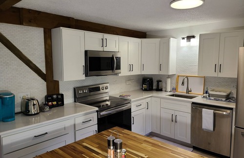Bartlett Cottage | Charming condo in the mountains with stunning views
