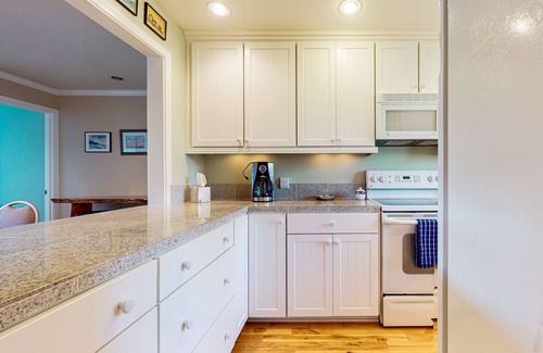 Port Ludlow Hotel | Charming Condo with Views of Port Ludlow & the Puget Sound