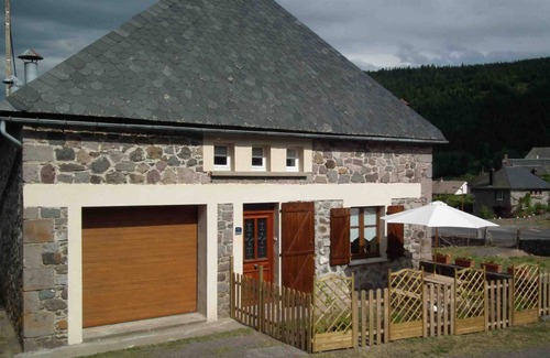 Albepierre-Bredons Cottage | Charming cottage of Laiterie Albepierre (3 stars)