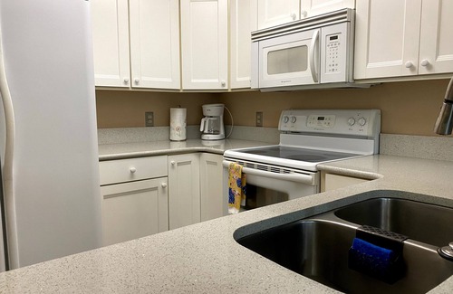 Biltmore Beach Cottage | Charming Cottage by the Gulf/Dog-Friendly (upon approval)