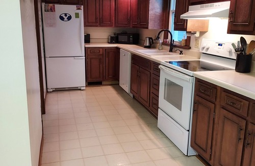 Nauvoo House | Charming Cottage, close to all the sights.