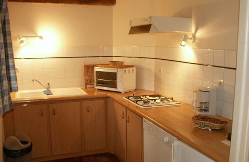 Cheille Cottage | Charming cottage in ancient farm near Chinon