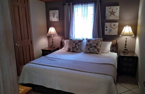 Plantation Cottage | Charming Cottage