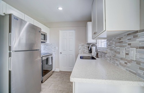 Stuart House | Charming Cottage w/Gazebo & Heated Pool - Close to Beaches