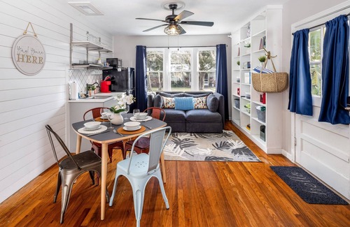 Downtown Historic District House | Charming Cottage, Walk to Historic Attractions, Restaurants, Minutes to Beach, $300 in Free Tickets!