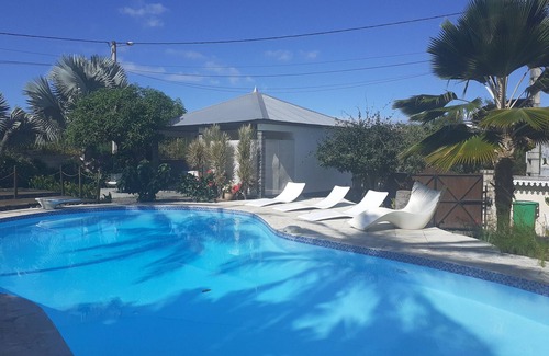 Le Centre Cottage | Charming cottage with pool and air conditioning in Saint-Louis