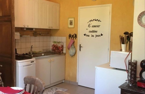 Luce-sous-Ballon Cottage | Charming Cottage with English Park, Near Le Mans & Alençon, Sleeps 6