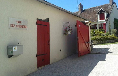 Pouille Cottage | Charming Cottage with Private Garden near Beauval Zoo and Loire Castles