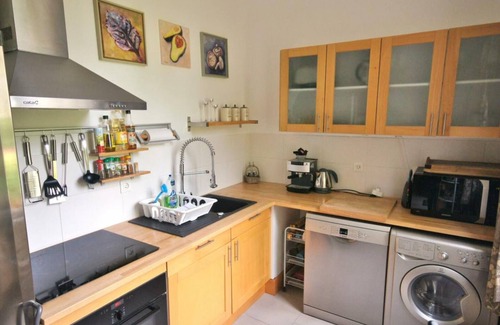 Mouy Cottage | Charming Cottage with Private Garden, Family Friendly, Near Historical Sites