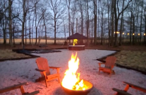 Tullahoma Cottage | Charming cottage with WiFi in lovely Tullahoma! Near Waterfalls!