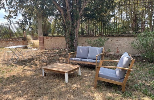 Trevol Cottage | Charming cottage with WiFi near Moulins for 6 guests