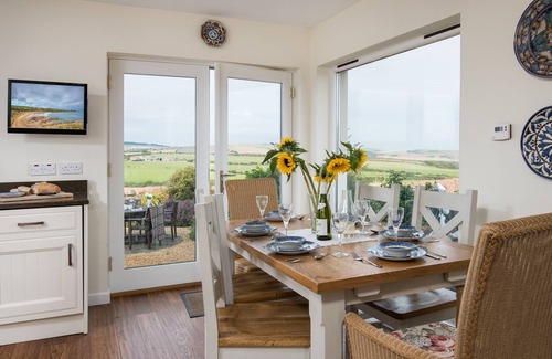 Eyemouth House | Charming Country Cottage with stunning views.