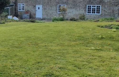 Broadwindsor House | Charming Country Escape for all the Family